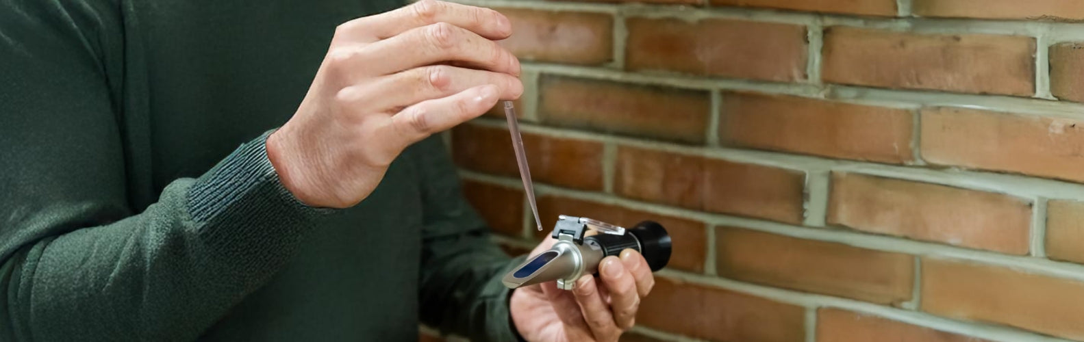Brix refractometer