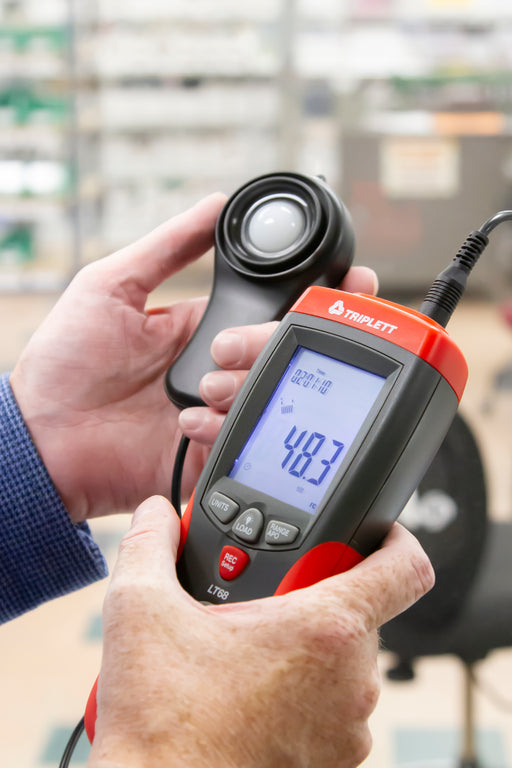 thumbnail image 2 of Knightsbridge TE5 Digital Lux Meter - Handheld Light Meter, Measures 1-50,000 Lux 2 of 4